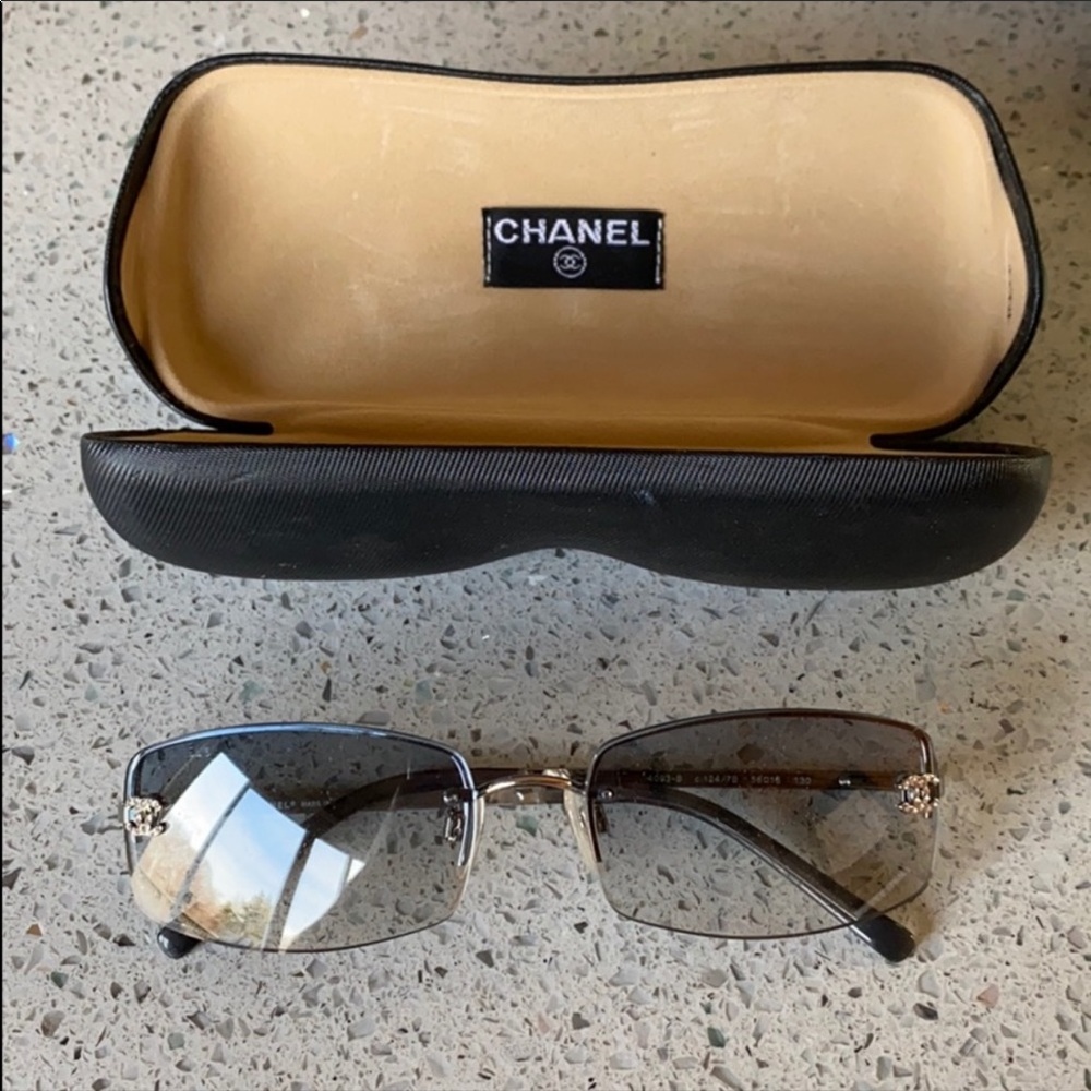 AUTHENTIC Rimless blue CHANEL sunglasses.